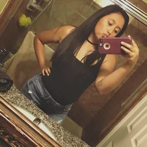 Meet your Posher, Dee